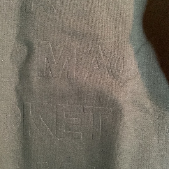 NWT @Market Studios Emboss Print Fleece Crewneck - Picture 9 of 9